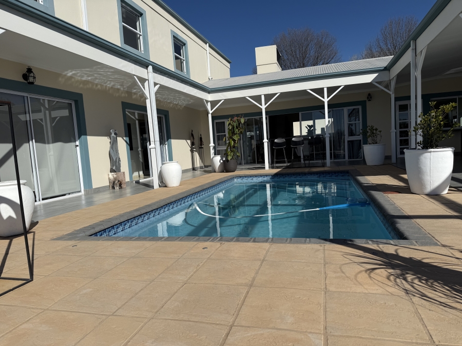 4 Bedroom Property for Sale in Sasolburg Rural Free State